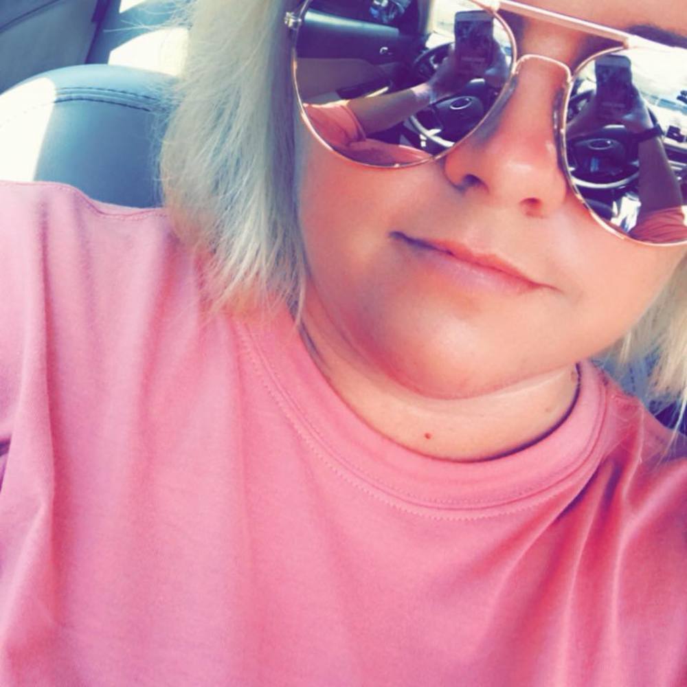 Meet your Posher, Lisa